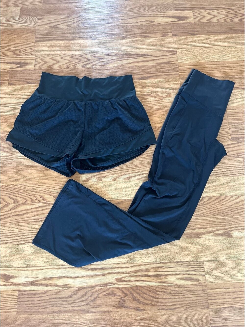 Halara UltraSculpt High Waisted Yoga Flare Leggings and shorts. Size Medium.